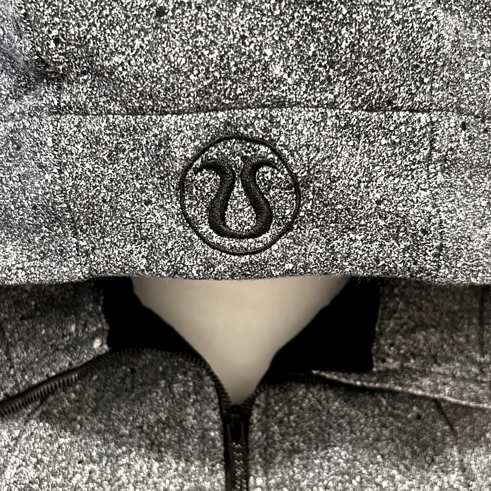 LULULEMON SCUBA HOODIE - Picture 3 of 7
